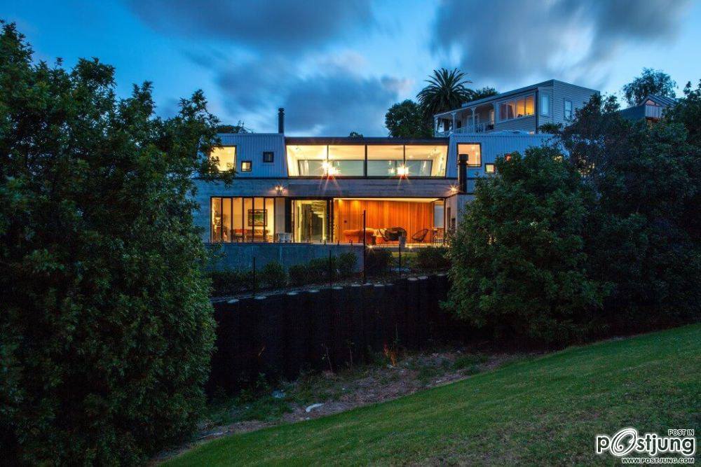 Freeman&rsquo;s Bay Home by Dorrington Atcheson Architects