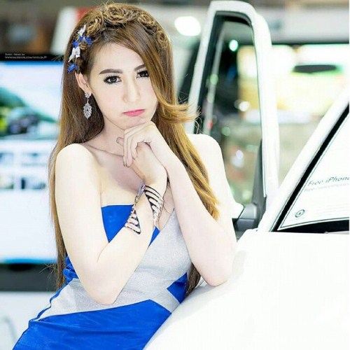 หน้าสวย หุ่นเป๊ะ ยกให้เป็นไอดอลเลยค่ะ