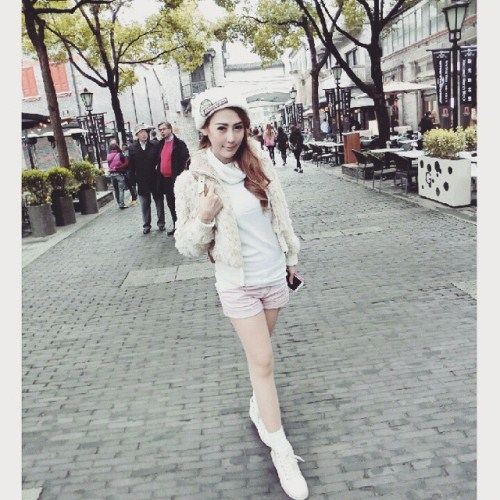 หน้าสวย หุ่นเป๊ะ ยกให้เป็นไอดอลเลยค่ะ