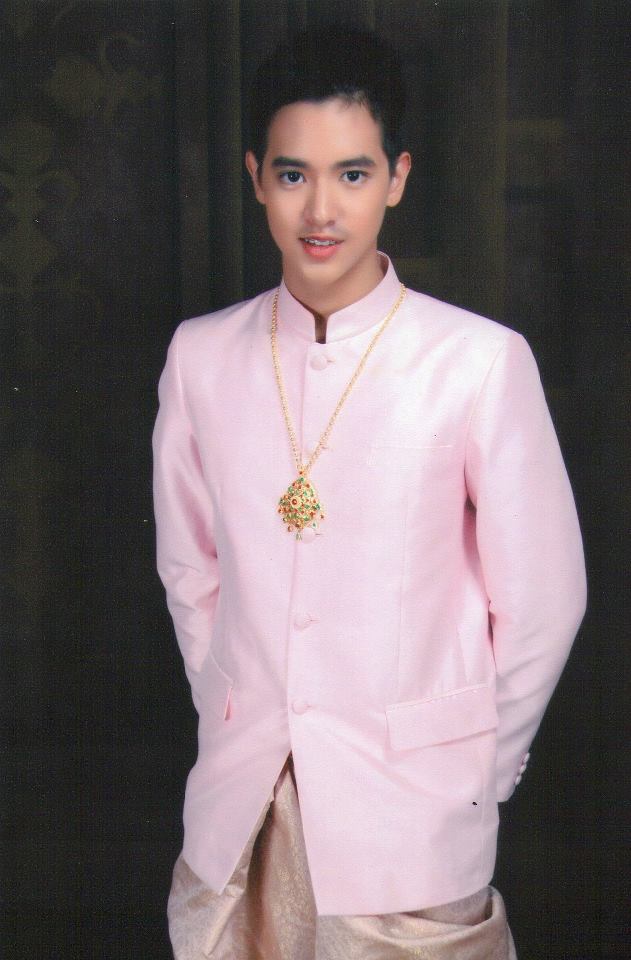 เจมส์ จิรายุ วัยละอ่อน