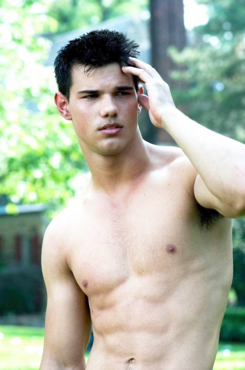Taylor Lautnet in Abduction