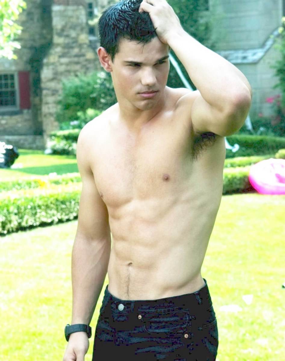 Taylor Lautnet in Abduction