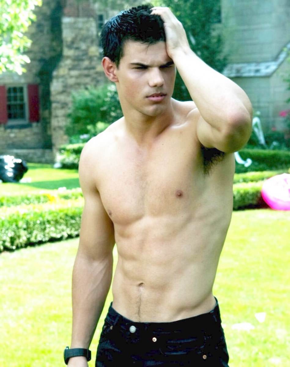 Taylor Lautnet in Abduction