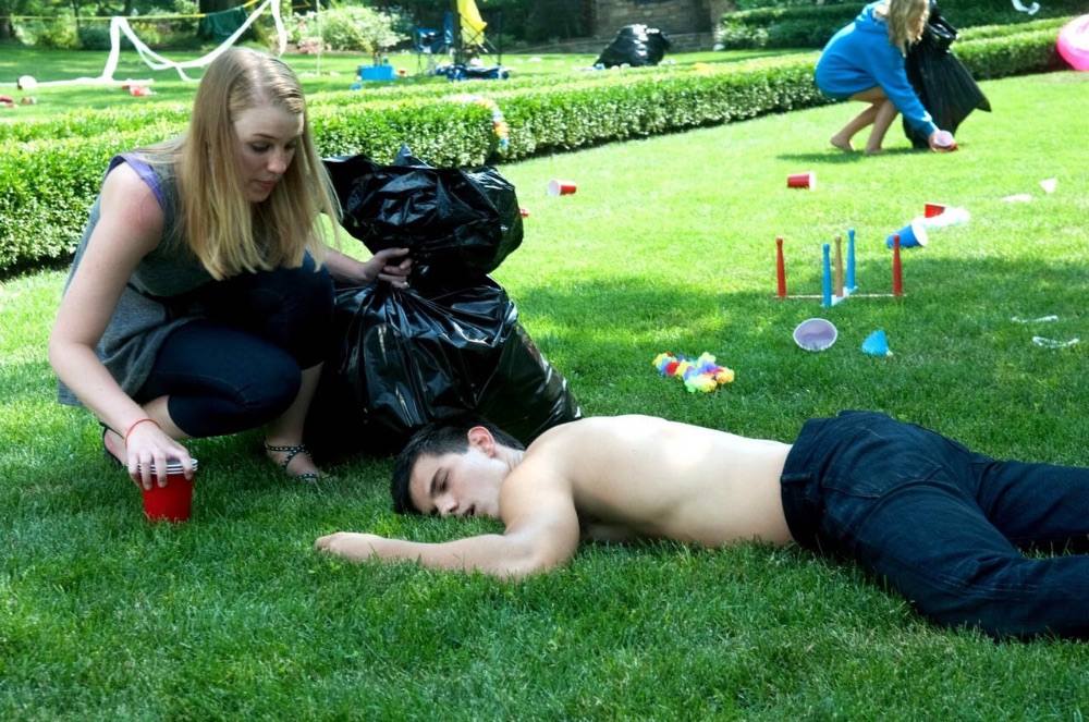 Taylor Lautnet in Abduction