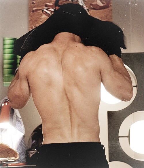 Taylor Lautnet in Abduction