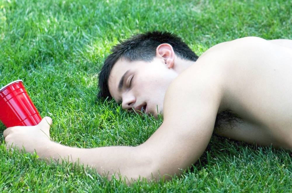 Taylor Lautnet in Abduction