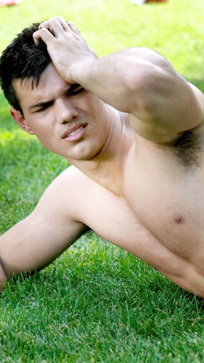 Taylor Lautnet in Abduction