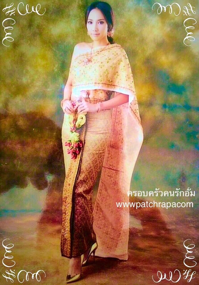 "อั้ม พัชราภา" แม่หญิงคนงาม เจ้านางผู้เลอโฉม จากงานครบรอบ 100 ปี รร.ดัดดรุณี!!