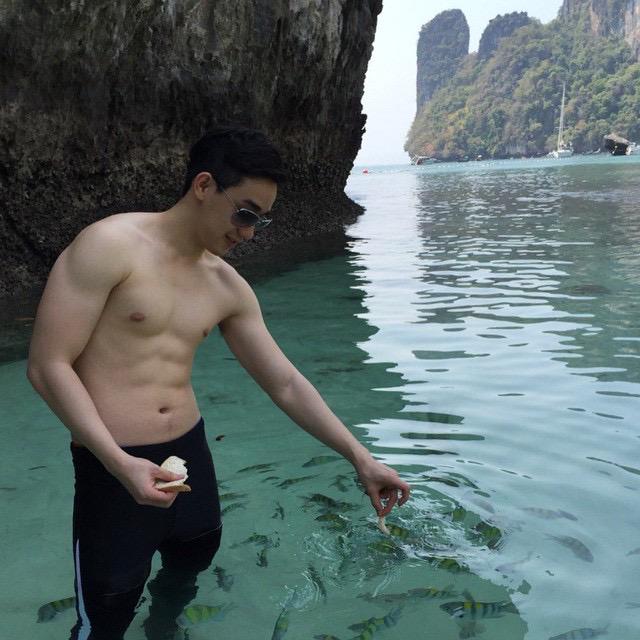 ชุ่มฉ่ำยามเย็น