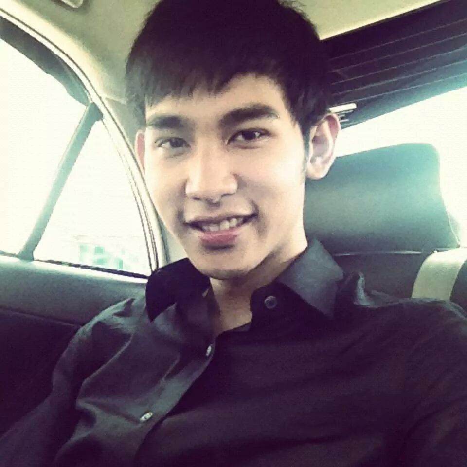 ภูผา วันเฉลิม