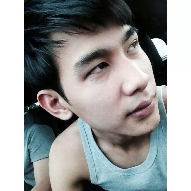 ภูผา วันเฉลิม
