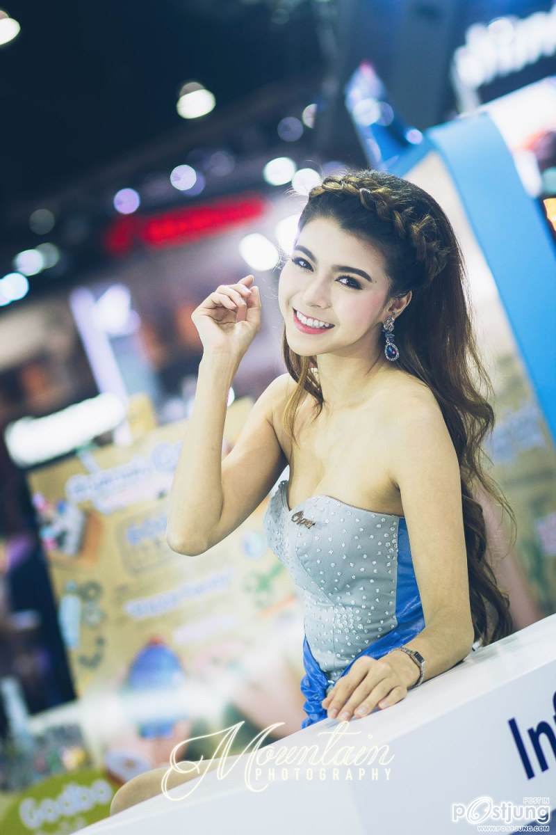 รวมภาพพริตตี้ Motor Show 2015 by Mountain Photography