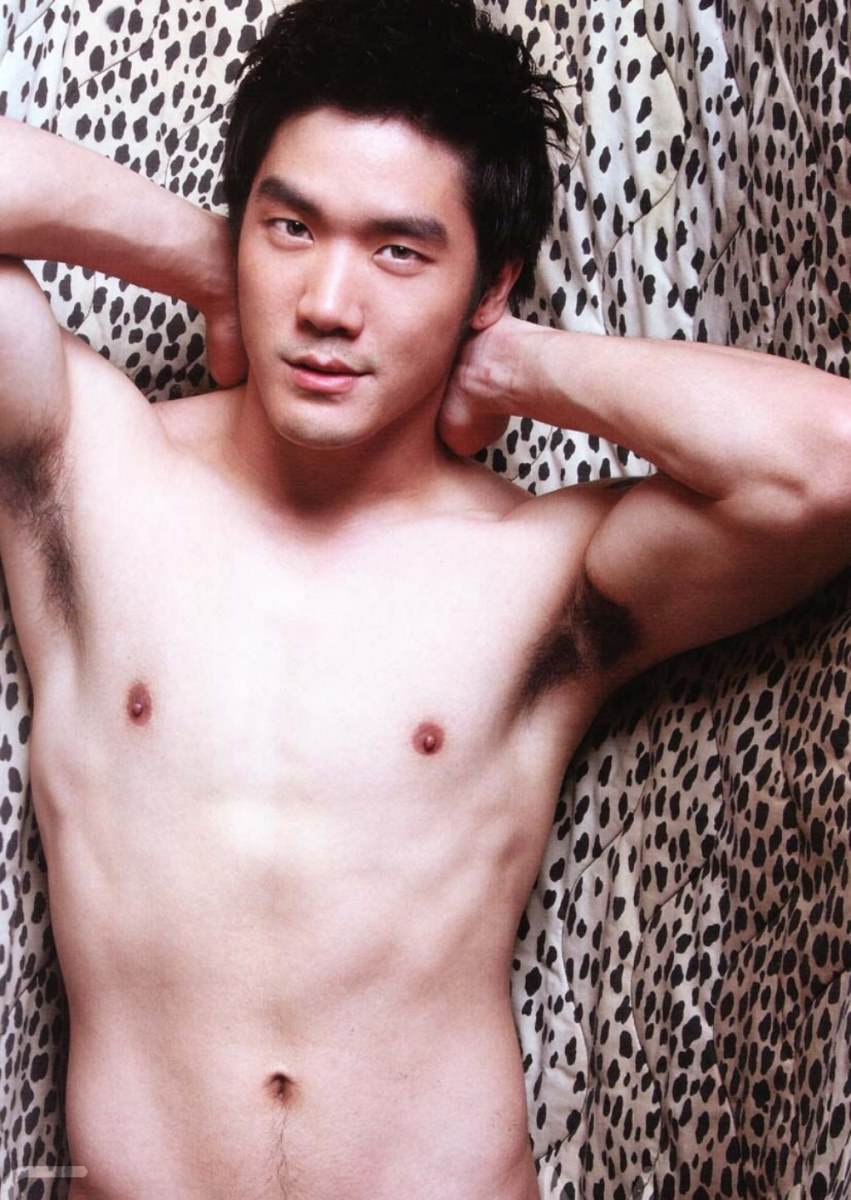 ตั้ม อดุล เจริญรัศมีเกียรติ