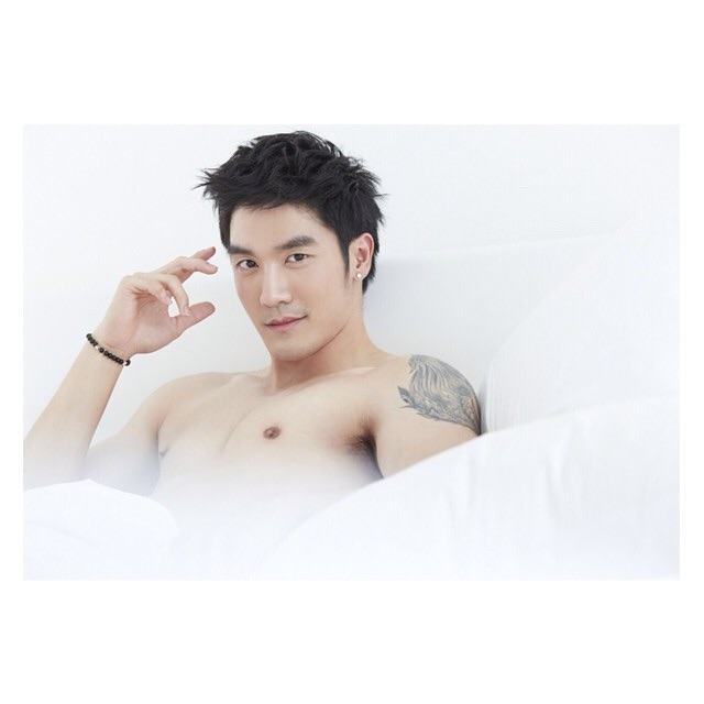 ตั้ม อดุล เจริญรัศมีเกียรติ