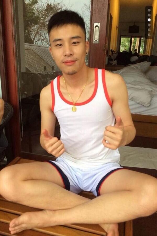 ละอ่อน @ Twitter