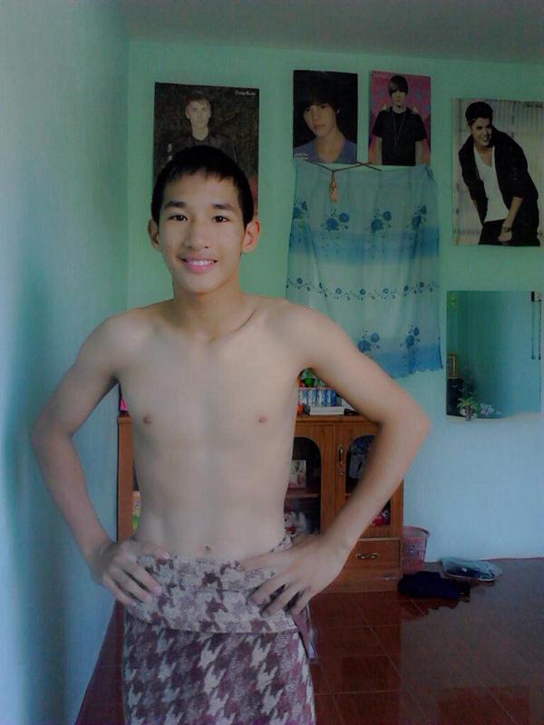 ละอ่อน @ Twitter3