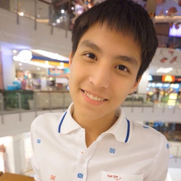 ละอ่อน @ Twitter4