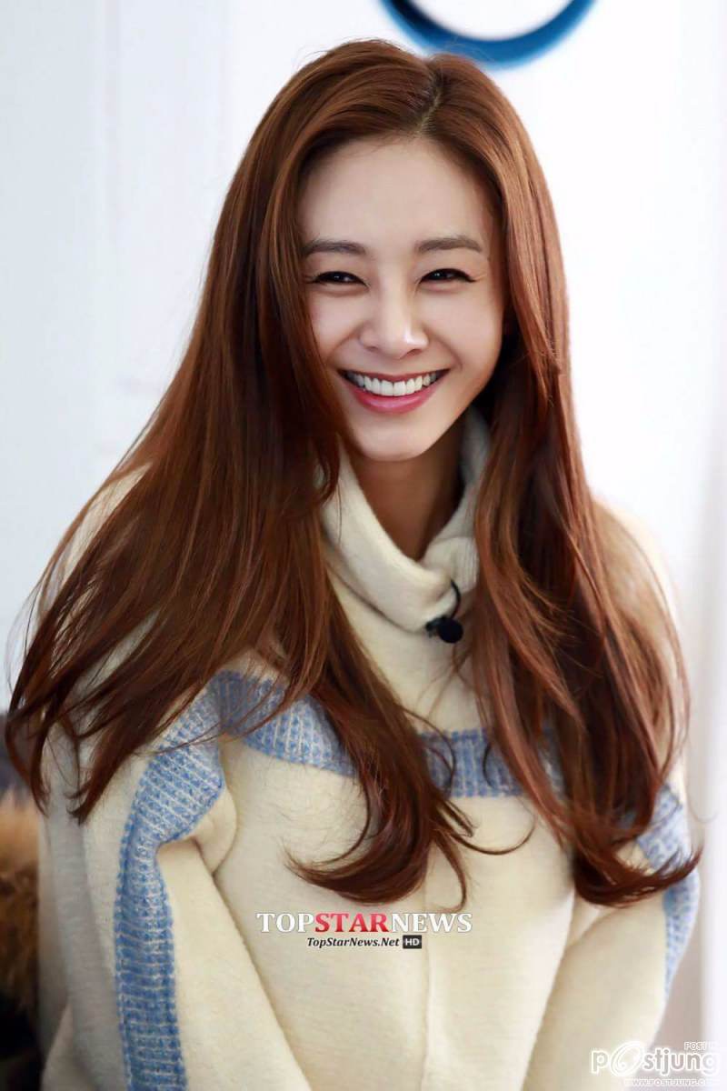 สาว G.NA จาก KOREA