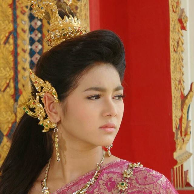 จบบริบูรณ์ "ยอพระกลิ่น" พบรีเมคกันใหม่ปี 2568 พรุ่งชมละครพื้นบ้านชุดใหม่ "เเก้วหน้าม้า"