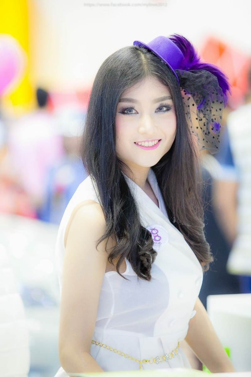 พริตตี้มอเตอร์โชว์