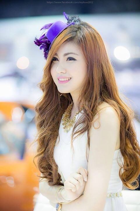 พริตตี้มอเตอร์โชว์