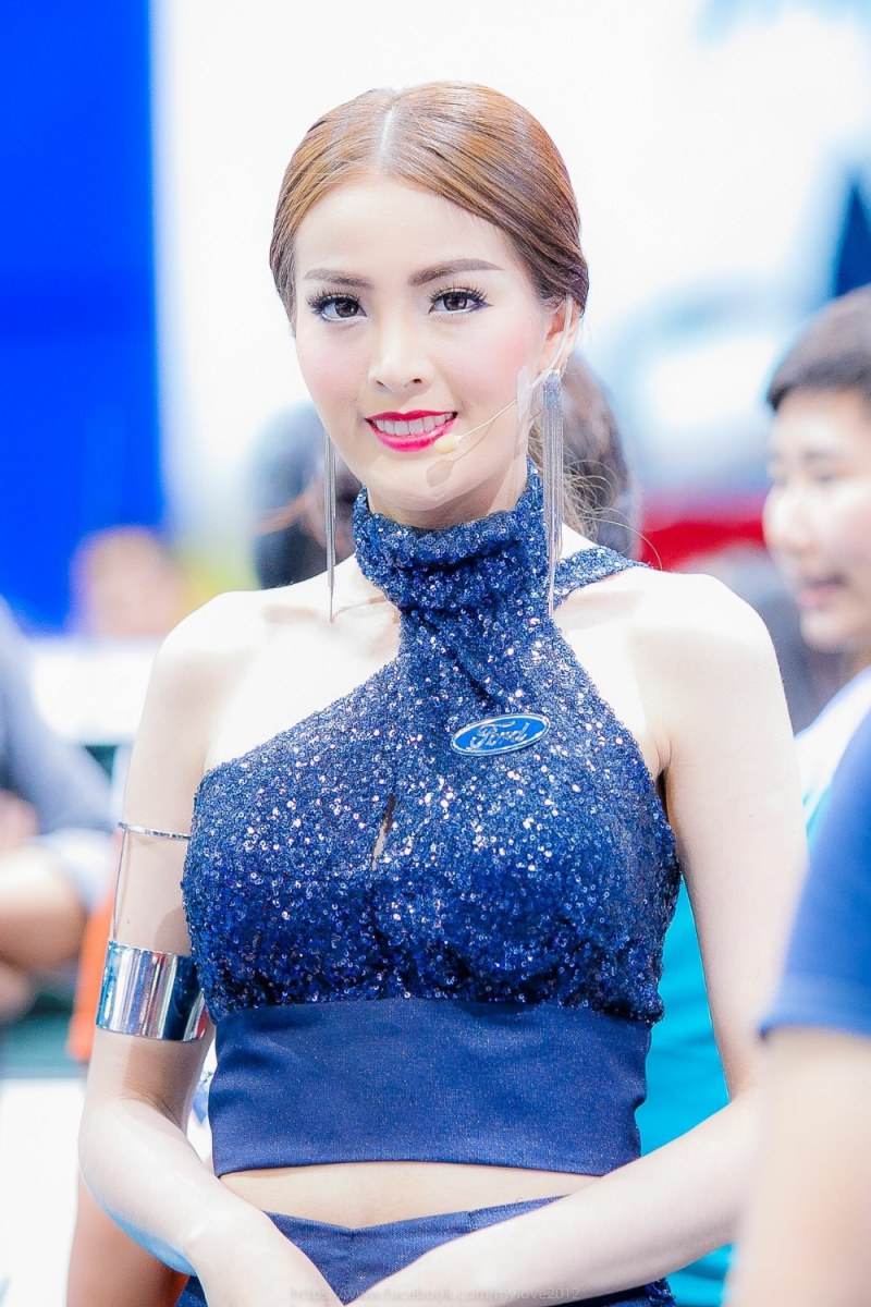 พริตตี้มอเตอร์โชว์