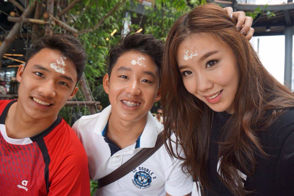น้องเอส นักว่ายน้ำ บวงสรวงภาพยนตร์เรื่องใหม่