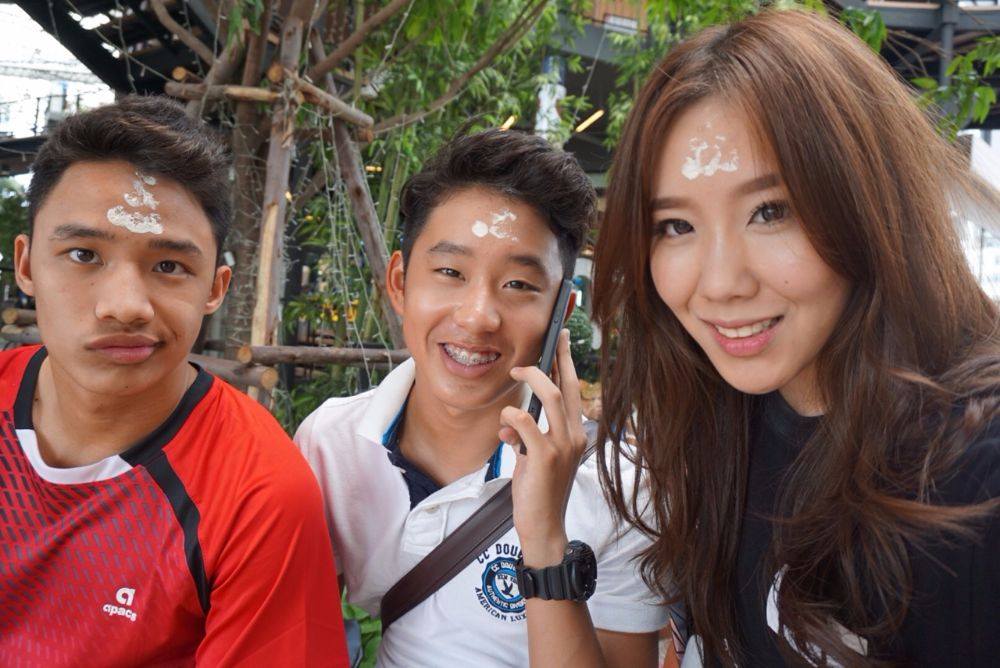 น้องเอส นักว่ายน้ำ บวงสรวงภาพยนตร์เรื่องใหม่