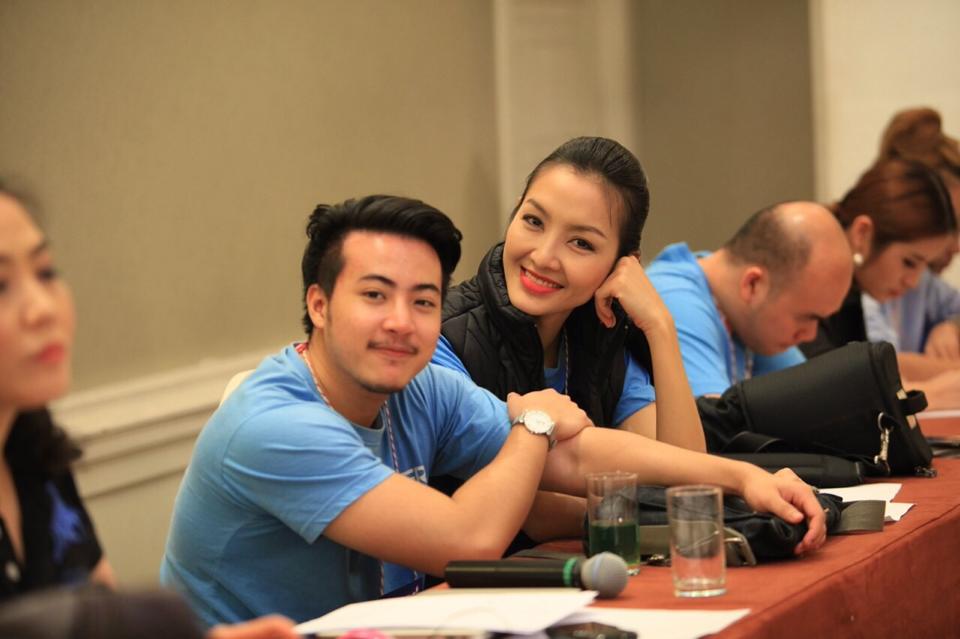 นก-แซม  คู่รักข้ามเพศ 1 เดียวในประเทศไทย