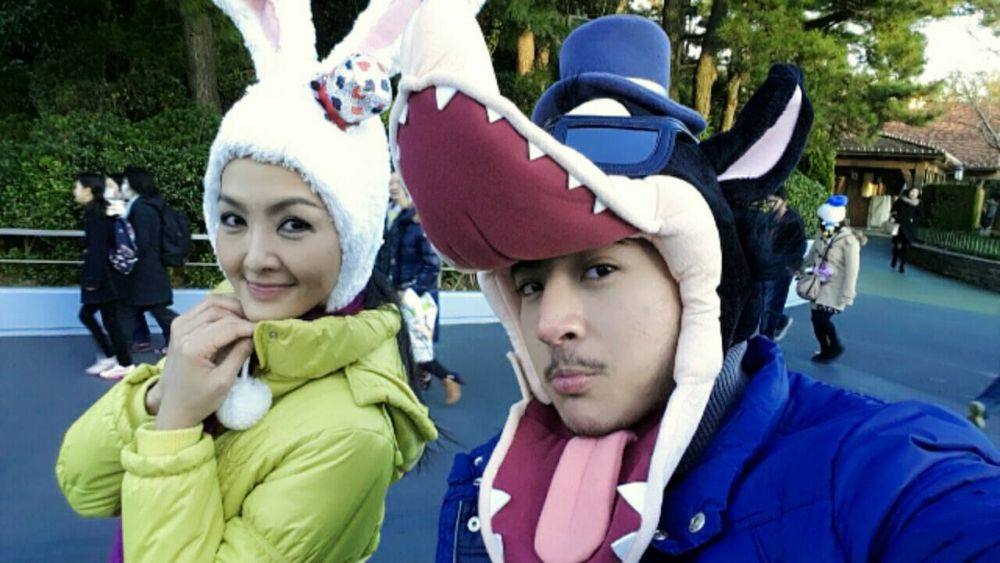 นก-แซม  คู่รักข้ามเพศ 1 เดียวในประเทศไทย