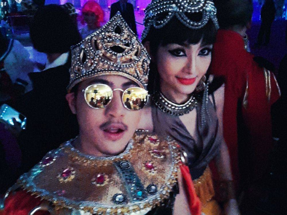 นก-แซม  คู่รักข้ามเพศ 1 เดียวในประเทศไทย