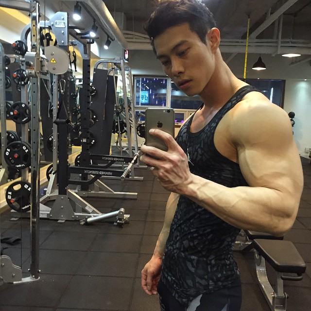 Men selfie