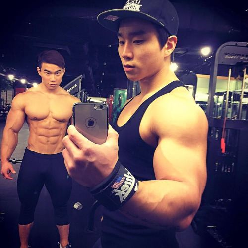 Men selfie