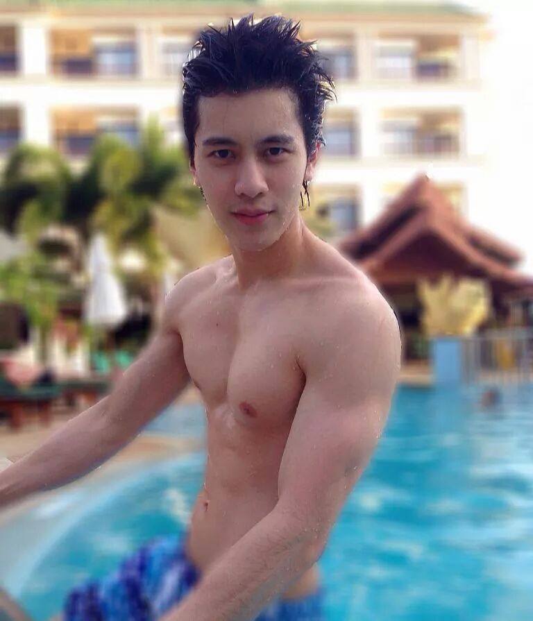 กานต์ กุลานุพงศ์