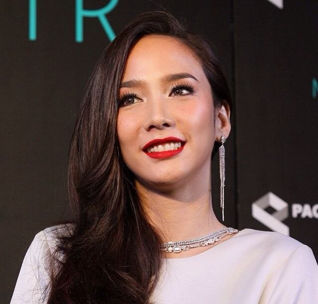 สวยหรูดูมีระดับ @ งานเปิดตัวคอนโด มหาสมุทร !!