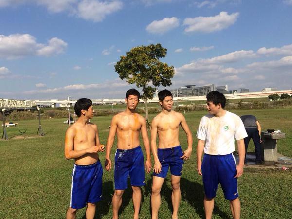 ต่อแถวรับยาอายุยืนค่ะ