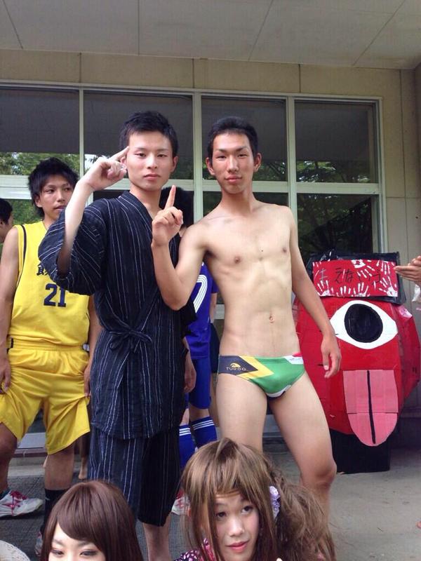 ต่อแถวรับยาอายุยืนค่ะ