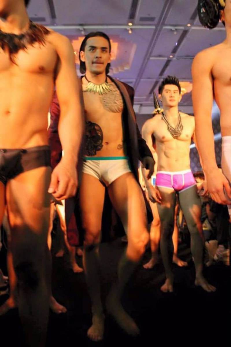 ต่อแถวรับยาอายุยืนค่ะ