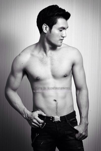 โอม จิระพงษ์ ทองสวี