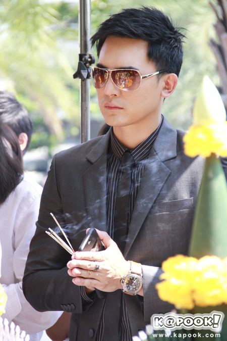 "วิน ธาวิน" หวนรับละคร "นางเหยี่ยวรัตติกาล" ในรอบ 4 ปี ประกบ "จั๊กจั่น" พร้อมนำทีมนักเเสดงคับคั่งบวงสรวง
