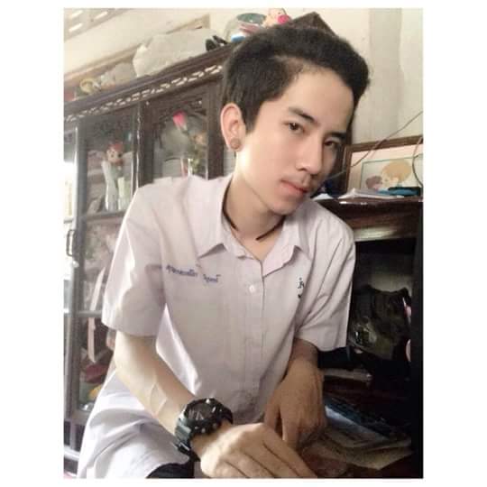 หนุ่มๆ น่ารัก น่ากอด ฟินๆ ><
