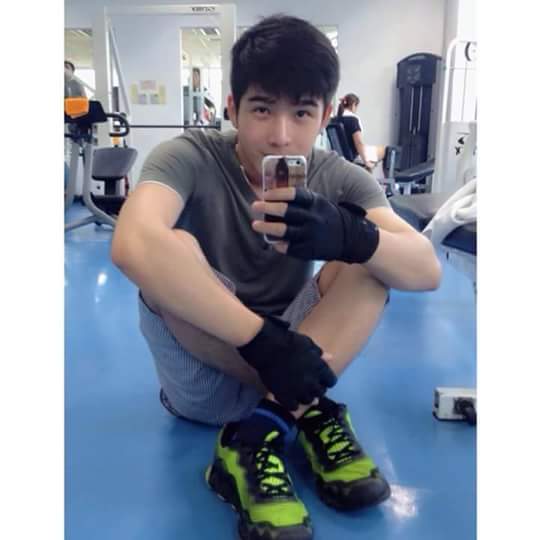 หนุ่มๆ น่ารัก น่ากอด ฟินๆ ><