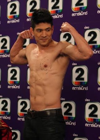 เต้ นันทศัย