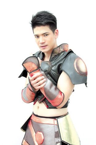 เต้ นันทศัย