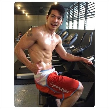 เต้ นันทศัย