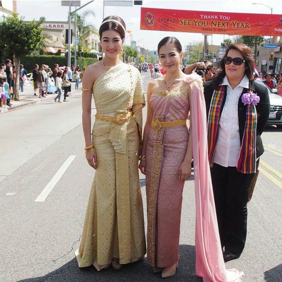 แพนเค้ก-เขมนิจ ใส่ชุดไทยสวยงาม