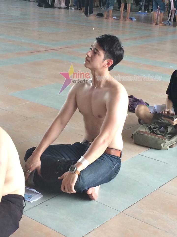 "มาริโอ้" จับใบดำ-ใบแดง