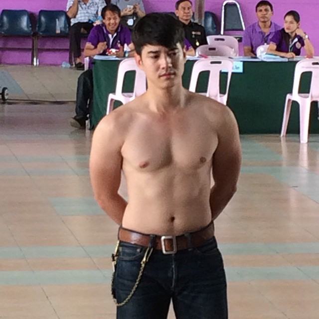 "มาริโอ้" จับใบดำ-ใบแดง