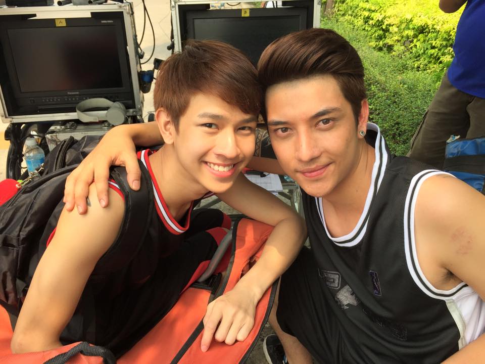 รวมหนุ่มแซ่บๆ จากกองถ่าย ภาพยนตร์เรื่อง "คืนนั้น"