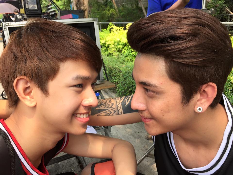 รวมหนุ่มแซ่บๆ จากกองถ่าย ภาพยนตร์เรื่อง "คืนนั้น"